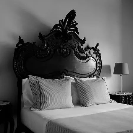 Casa Dalevada, Veade 3*