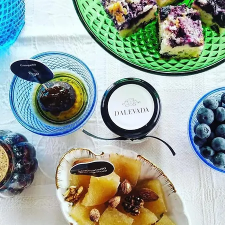 Casa Dalevada, Veade Πανσιόν *